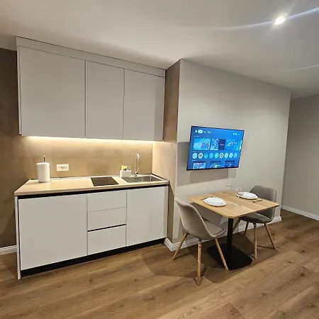 Appartamento Jacuzzi Living Center 3