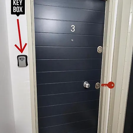 Jacuzzi Living Center 3